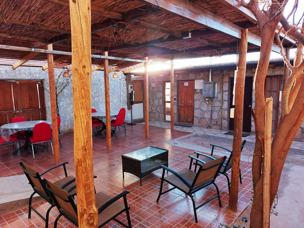 Hostal Atacama Ancestral ซานเปโดร เด อาตากามา ภายนอก รูปภาพ