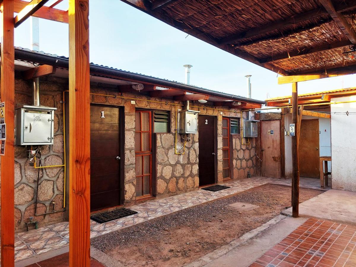 Hostal Atacama Ancestral ซานเปโดร เด อาตากามา ภายนอก รูปภาพ